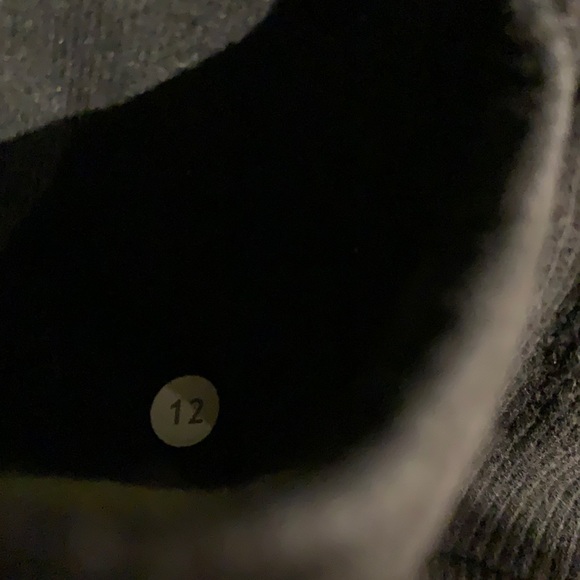 Lululemon Black Scuba Full Zip Hoodie - Size 12 - Picture 6 of 16